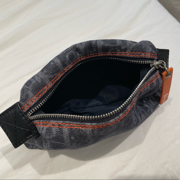 Vintage Authentic Dior Blue Dior Oblique Flight Denim Pouch - Picture 9 of 10